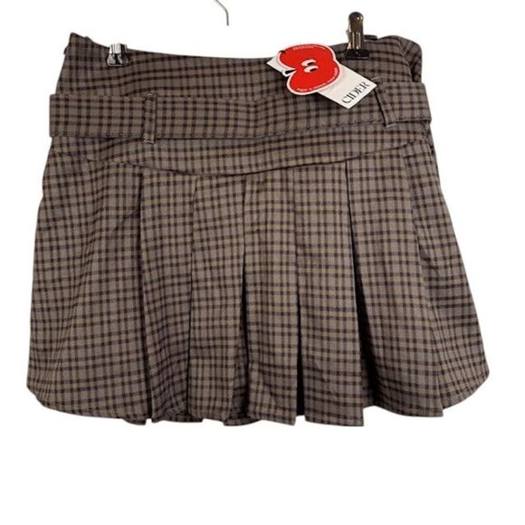 NWT Cider Pleated Buckle Skirt Brown Check Plaid Belt Size Medium - Picture 3 of 10